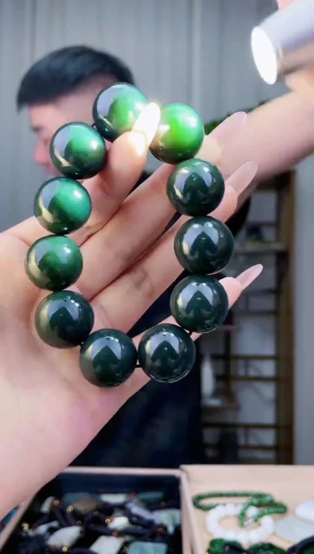 和田玉未镶嵌挂件拍一发一，多样性发货！1.8