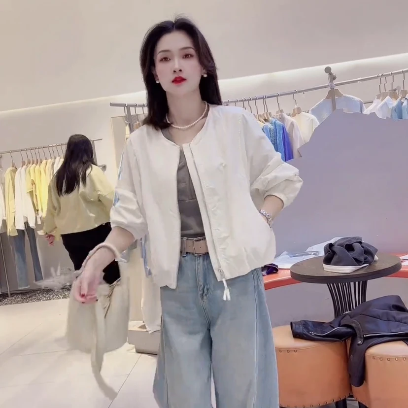 2025新款设计感圆领棒球服短款外套女春装宽松休闲洋气夹克上衣