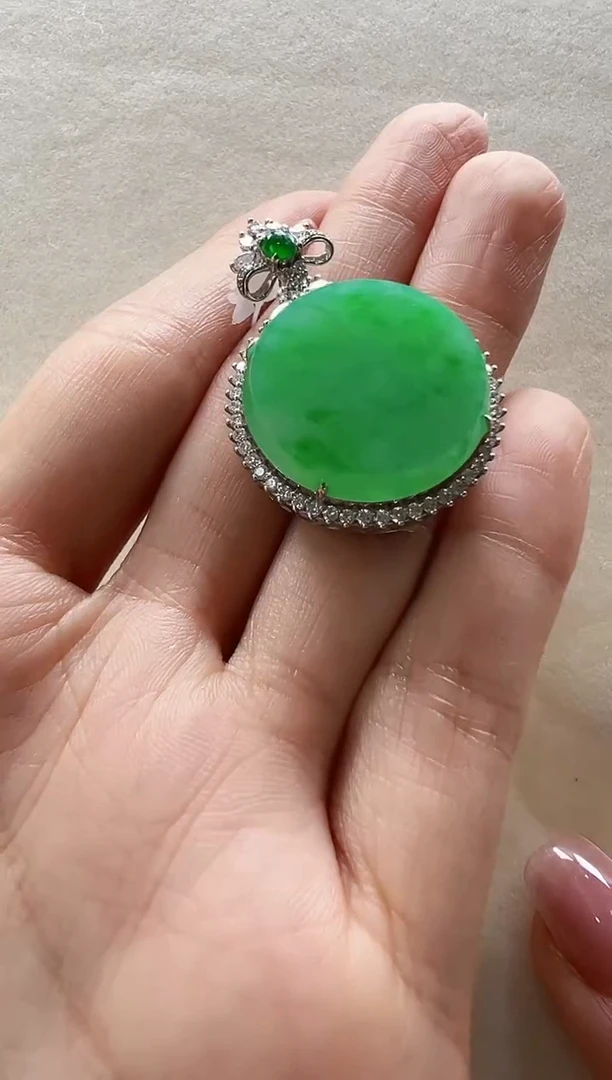 【闪购商品】翡翠颈饰18K金镶嵌FZB0118-118