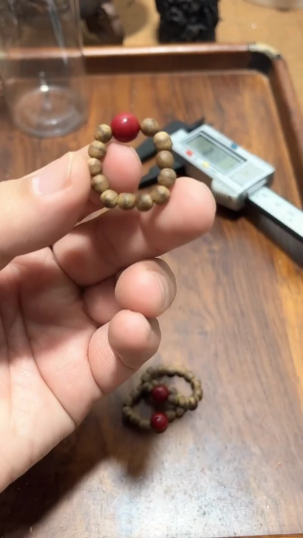 【闪购商品】檀香木精品推荐bqn戒