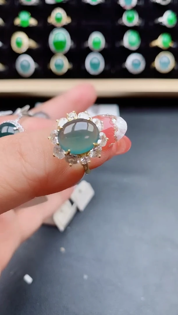 【闪购商品】翡翠戒指银S925镶嵌353535