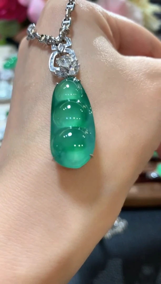 吊坠(不含链)18K金镶嵌翡翠m79