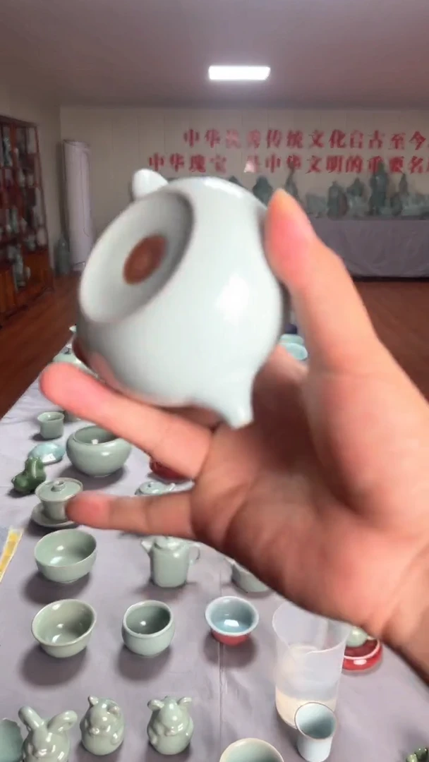 其他舞钢汝瓷产品   西施壶