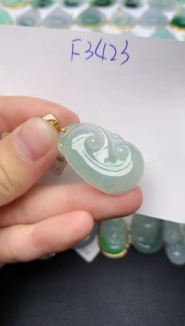 颈饰18K金镶嵌翡翠天然缅甸A货翡翠百元以上9元证书费自理