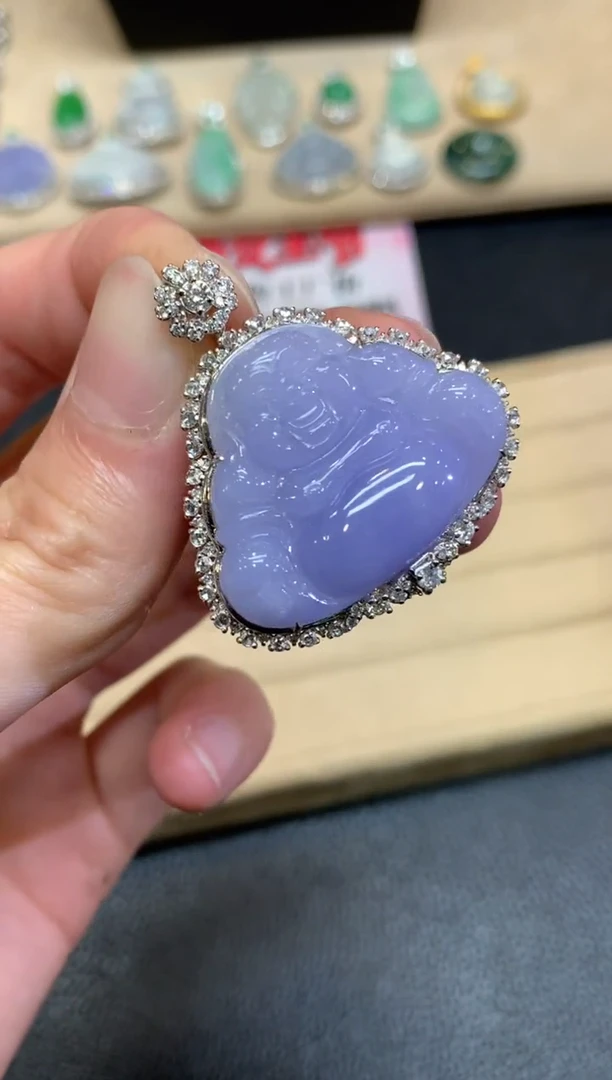 【闪购商品】翡翠颈饰18K金镶嵌佛公【无服务费】