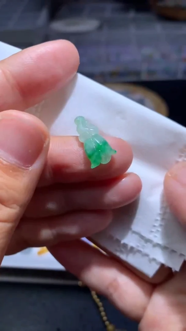 未镶嵌定制翡翠毛货