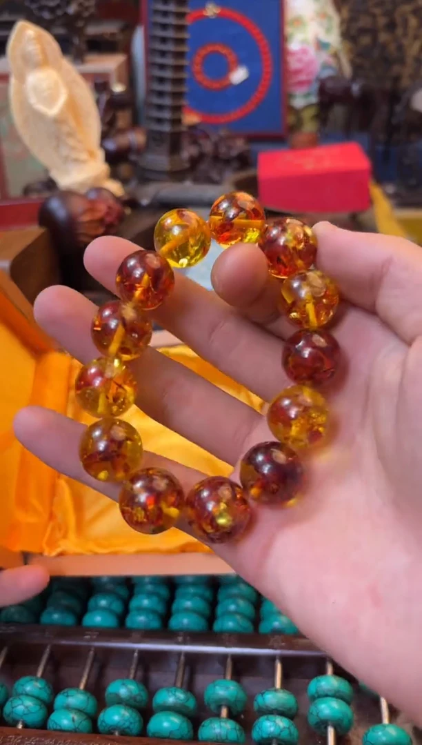 未镶嵌琥珀裸石——————————————1