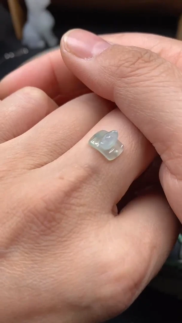 【闪购商品】翡翠颈饰未镶嵌翡翠净货27214