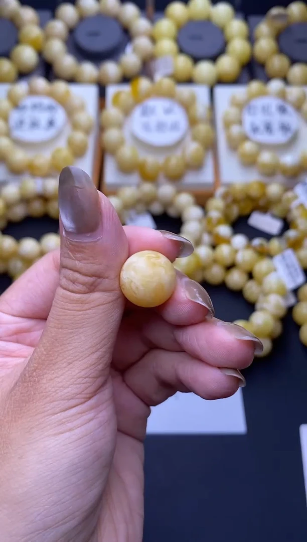 裸石琥珀未镶嵌大小姐珠宝47