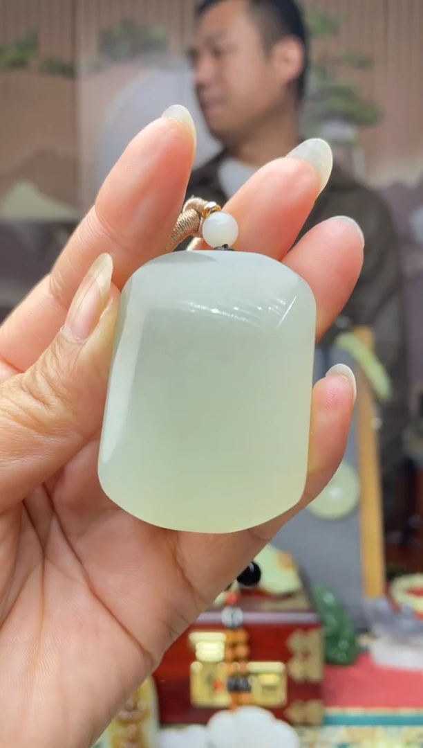 未镶嵌和田玉挂件拍一发一