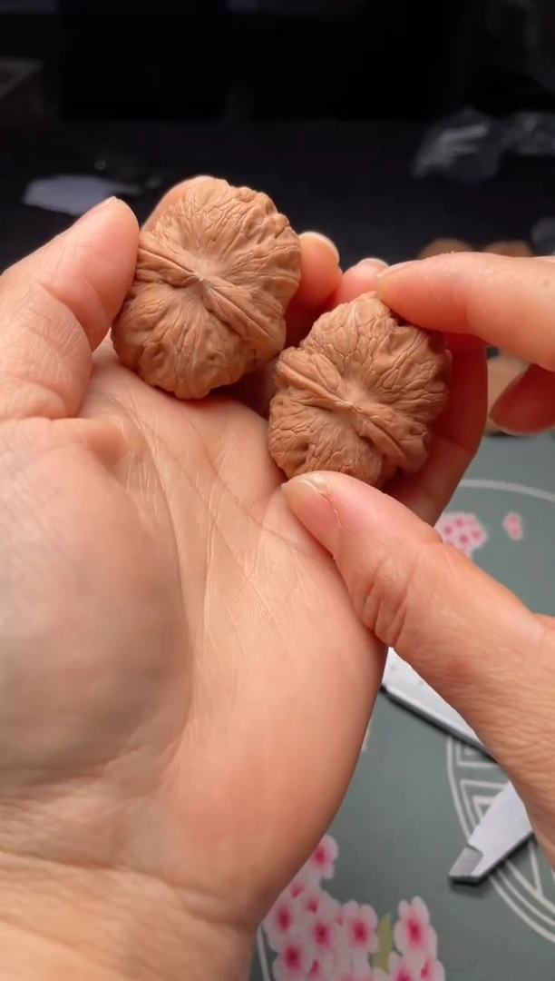 把件文玩核桃w330  元宝 42尺