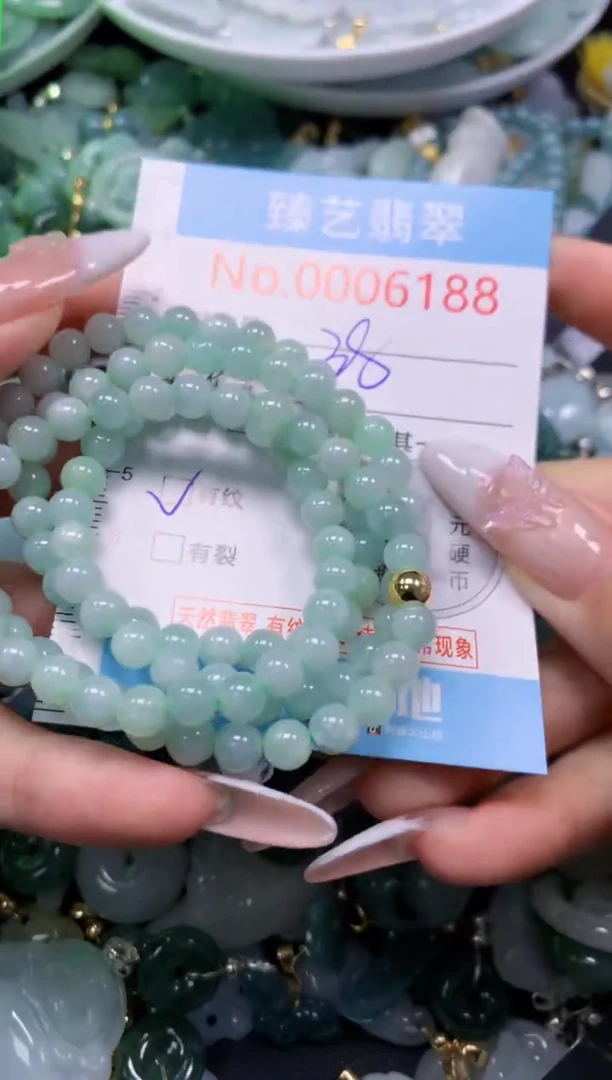 翡翠未镶嵌颈饰6188