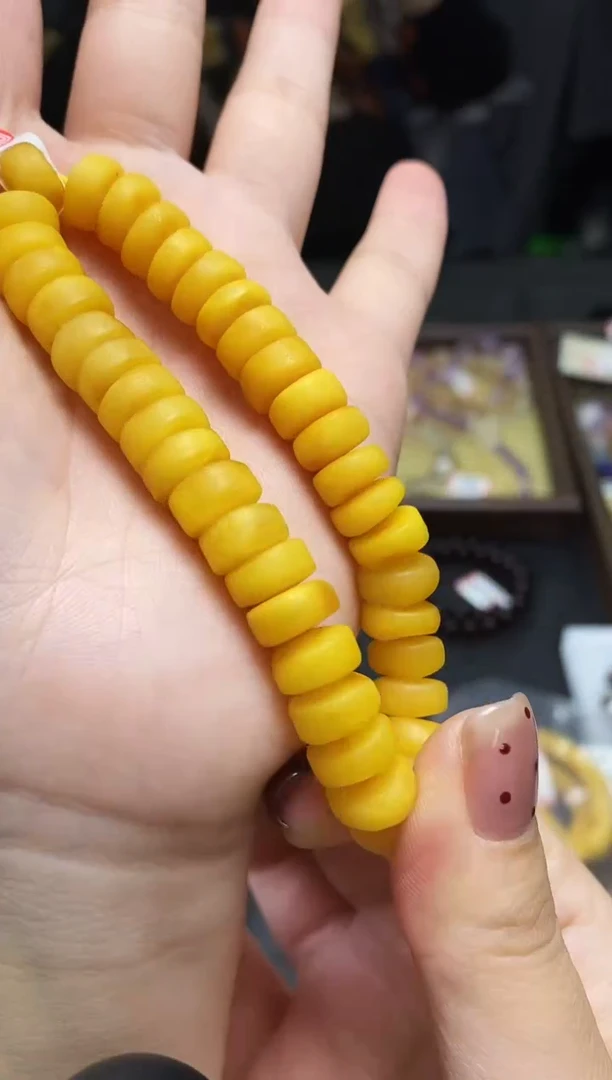 裸石蜜蜡未镶嵌手串538