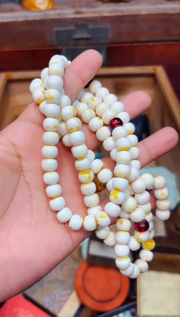 未镶嵌蜜蜡裸石A瑞哥专属高端精品79