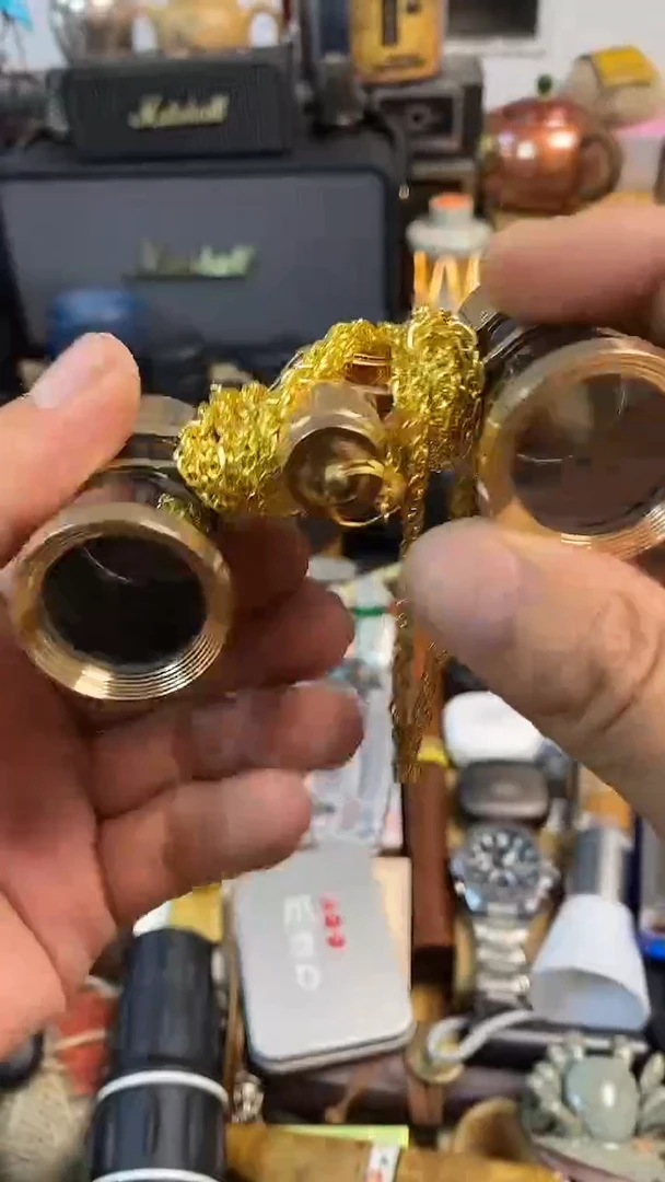 瓷片闪购商品，如图所示