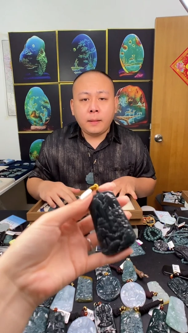 颈饰未镶嵌翡翠多样性发其一