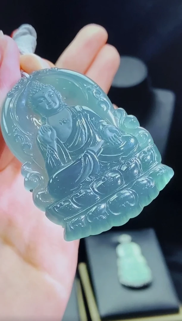 颈饰未镶嵌翡翠1