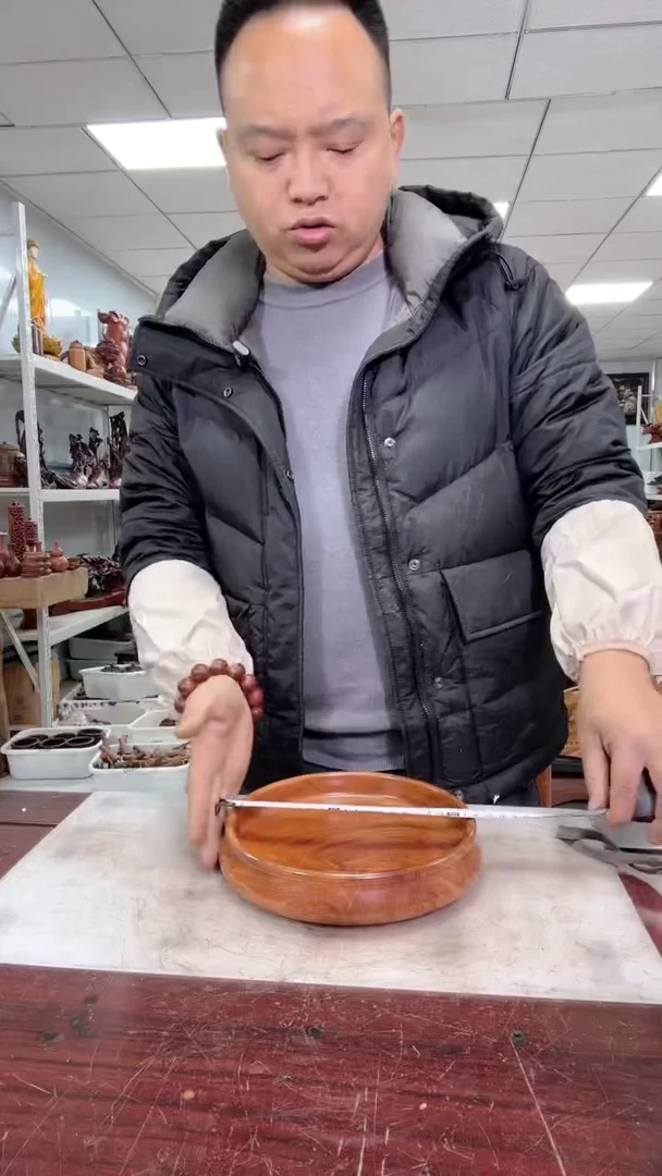 【闪购商品】花梨木类木雕工艺品8888888