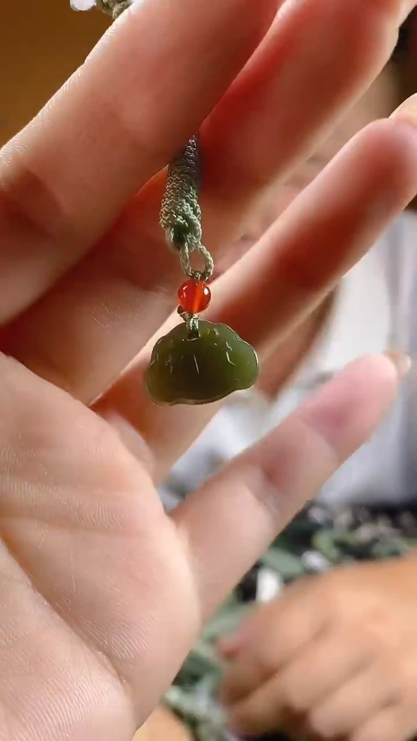 和田玉未镶嵌颈饰多样性发货，拍一发一