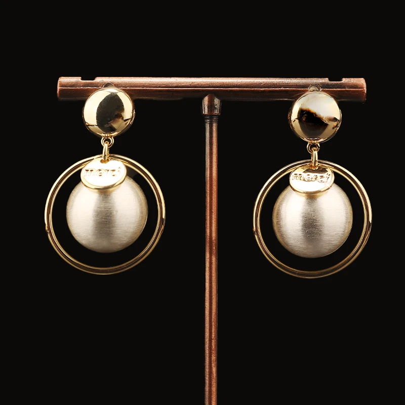 一漾 铜合金合成锆石耳饰 一漾 设计师款时尚大气款 耳环