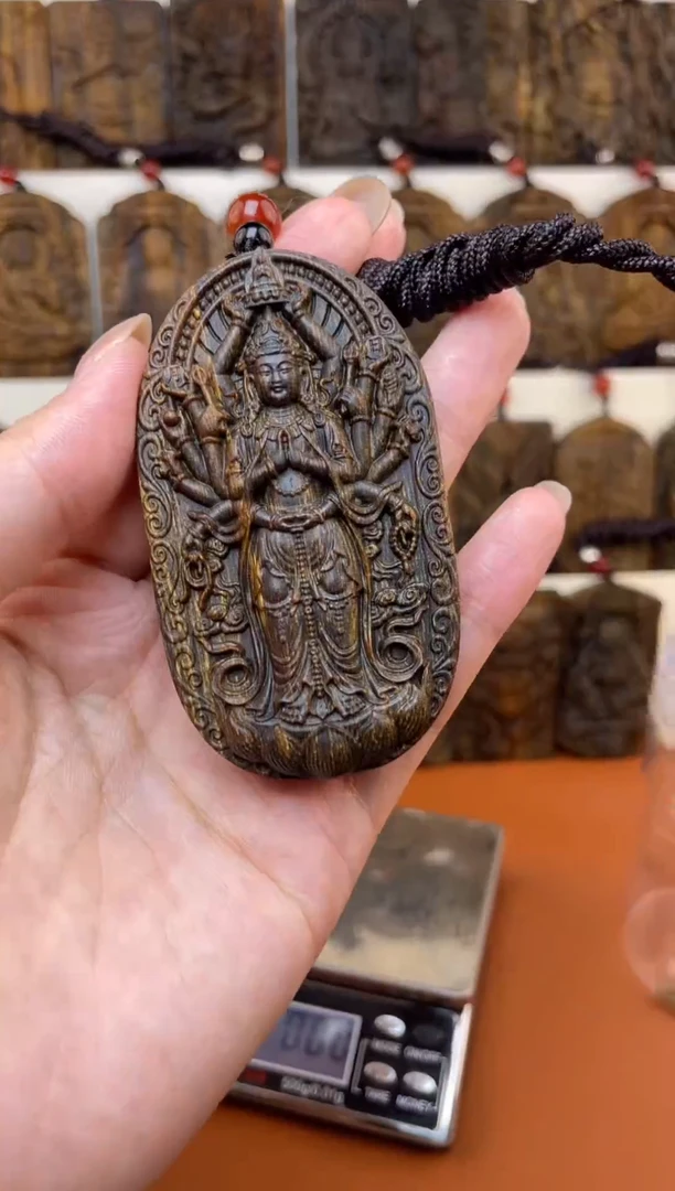 木木雕款芽庄 站千手观音 7cm 送养香瓶