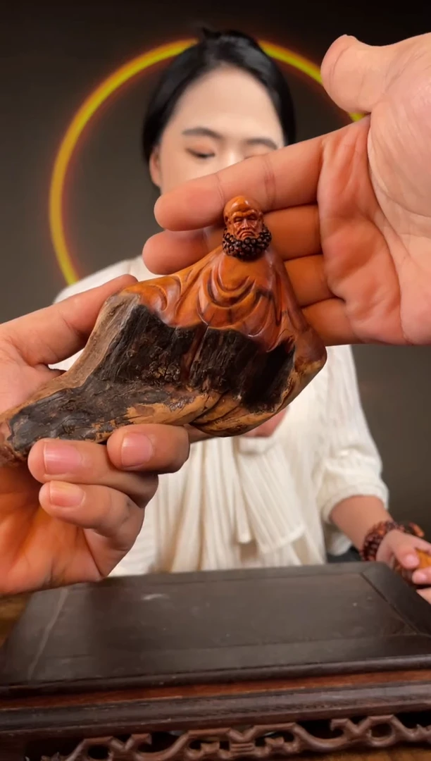 柏木（崖柏）手工摆件,先抢先得! 编号:47