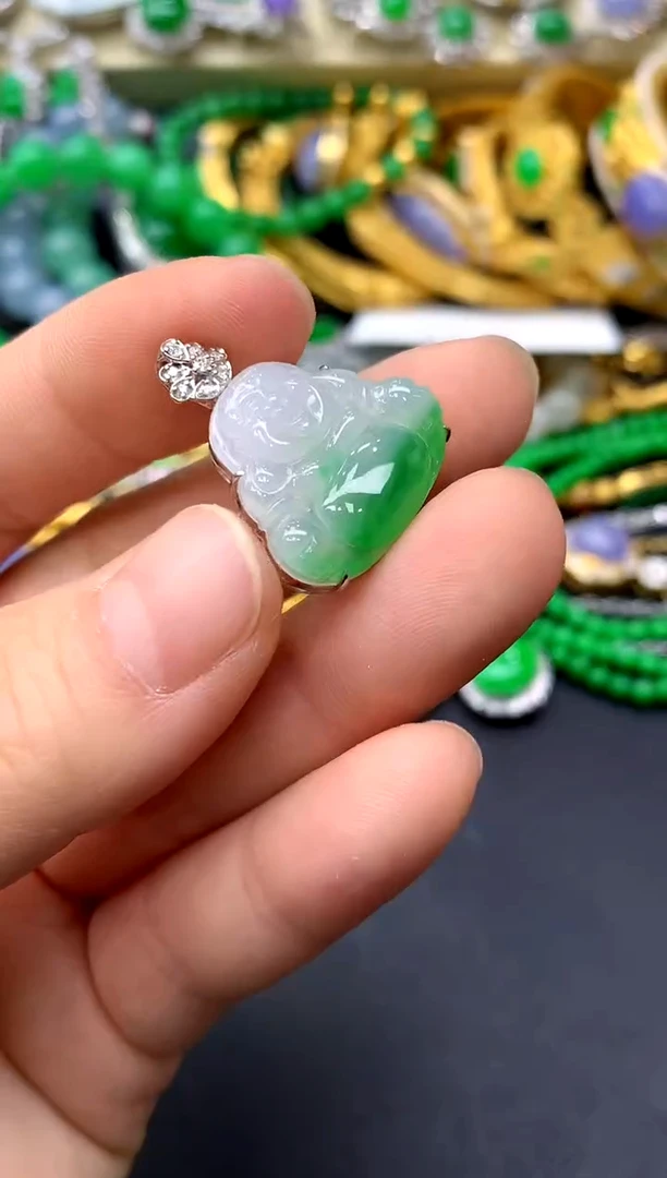 颈饰18K金镶嵌翡翠332-中国好珍宝