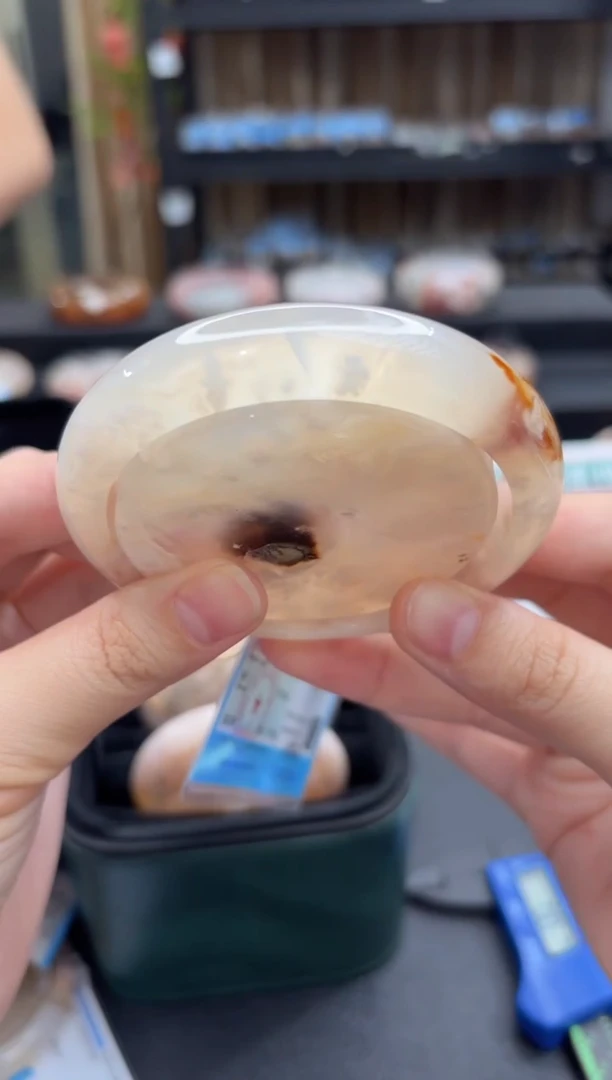 未镶嵌手镯石英质玉500(64圈赠送镯心)