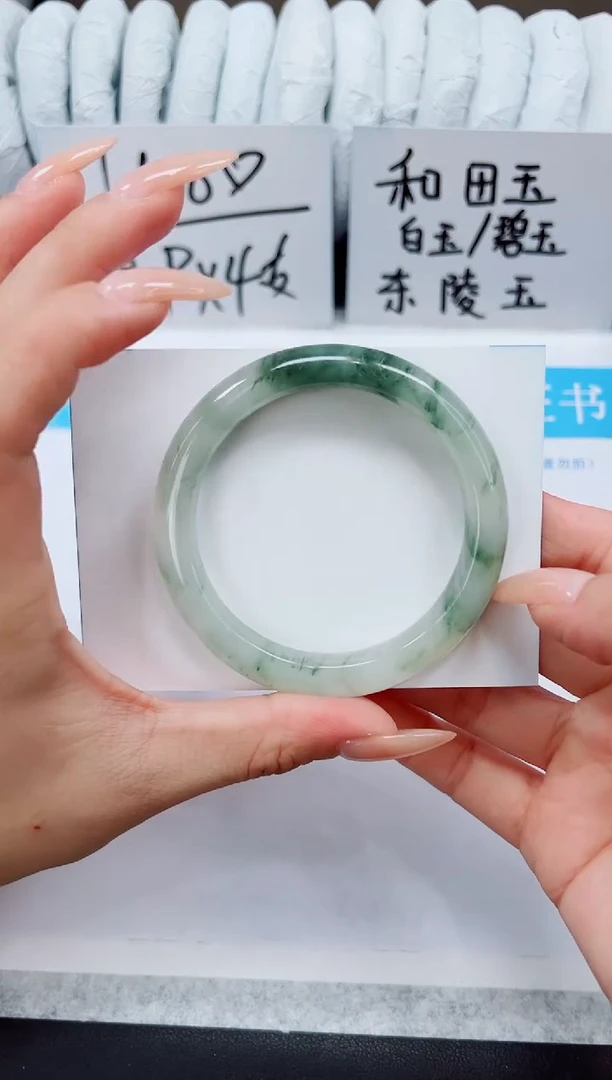 未镶嵌手镯石英质玉A69-53/54