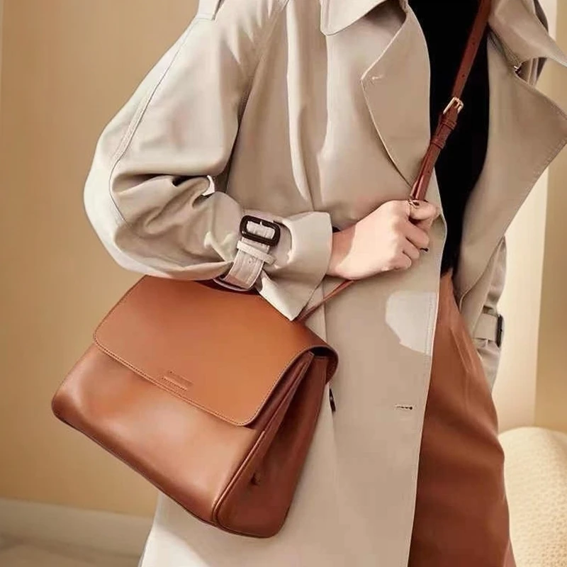 女包2025年新款潮款拉链袋单肩包真皮软皮包包拉链暗袋斜挎款扣式