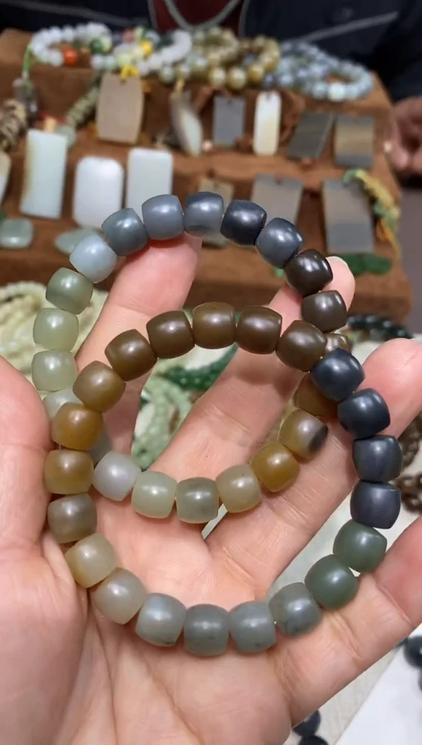 【闪购商品】和田玉手链未镶嵌颜色多样性发货拍一发一