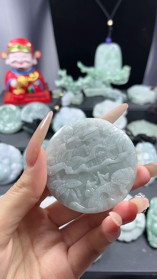 【闪购商品】翡翠颈饰未镶嵌山水牌
