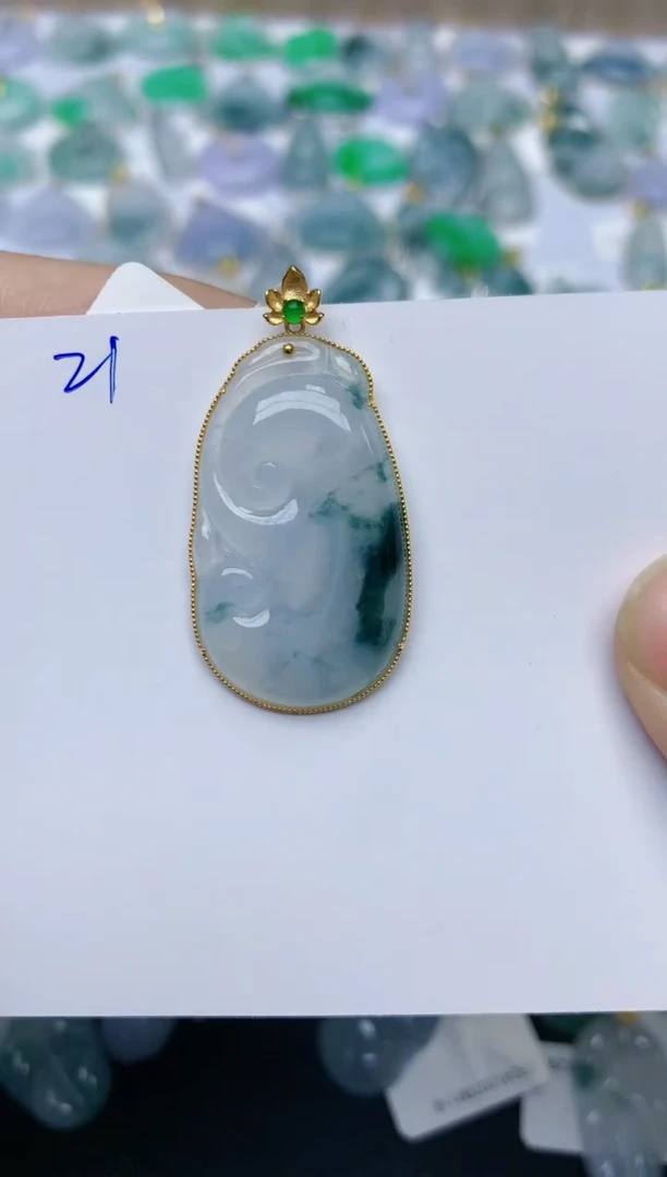 【闪购商品】翡翠颈饰18K金镶嵌天然翡翠A货