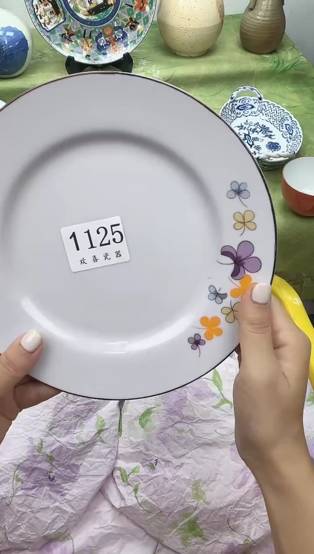 瓷片?****❥           1125