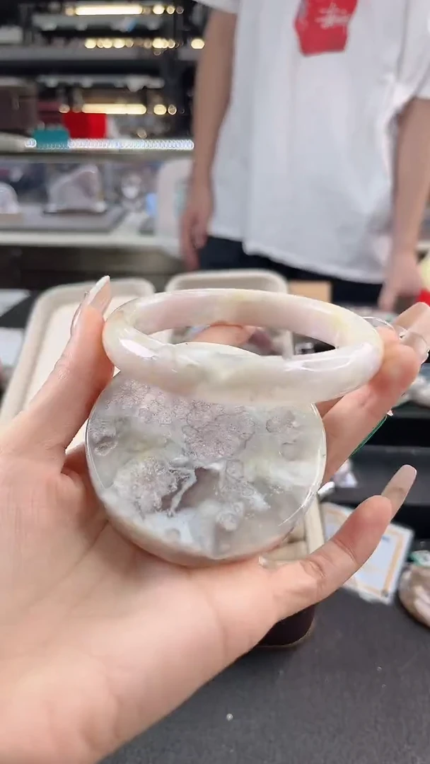 未镶嵌手镯石英质玉68圈口 （赠品镯心）3346230