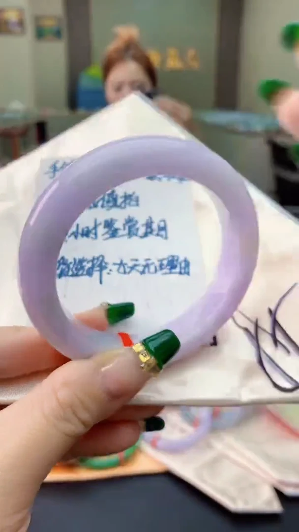 翡翠手镯未镶嵌0684344344