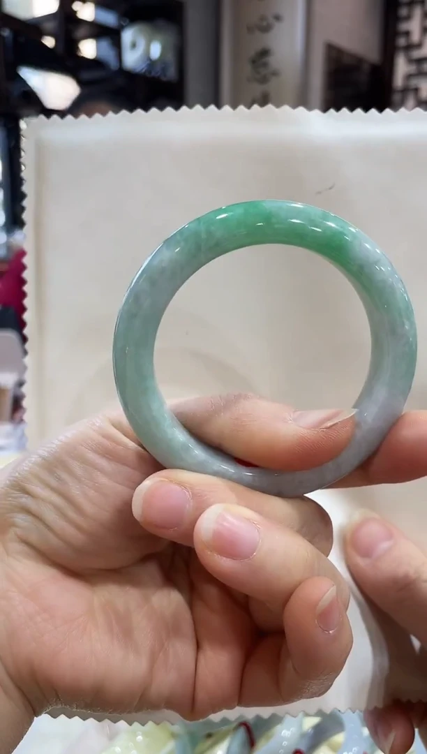 未镶嵌手镯翡翠56-57，102