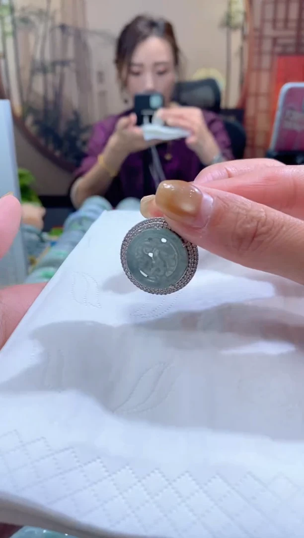 颈饰未镶嵌翡翠?****容000079319 多样性发货/