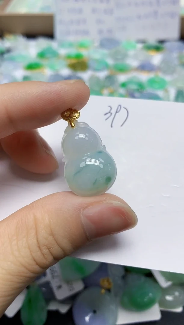 翡翠未镶嵌颈饰天然缅甸翡翠A货