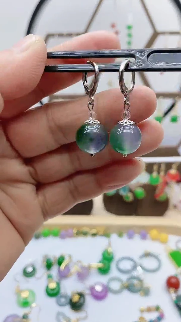 未镶嵌石英质玉（天山翠）耳饰137