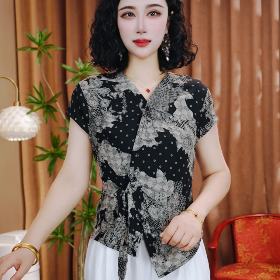 夏季新款休闲洋气短袖气质百搭V领显瘦开衫扣上衣小衫