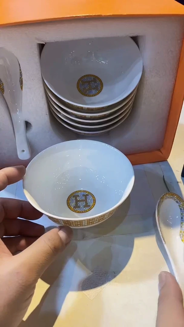杯鸿辉家品牌瓷器，京东包邮！