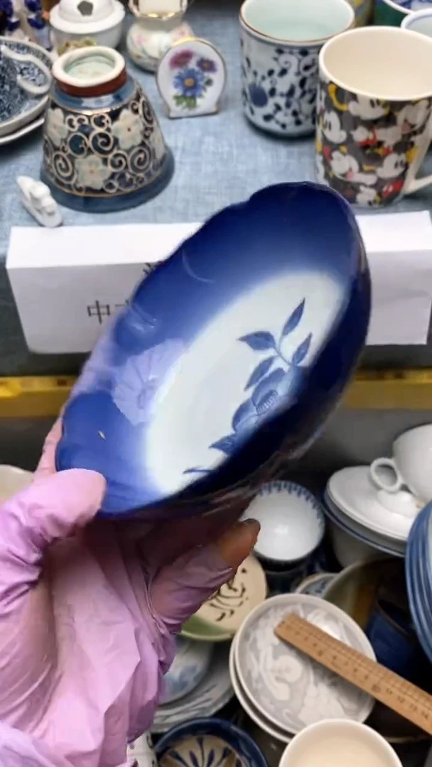 1码****铺106假期愉快   天天快乐