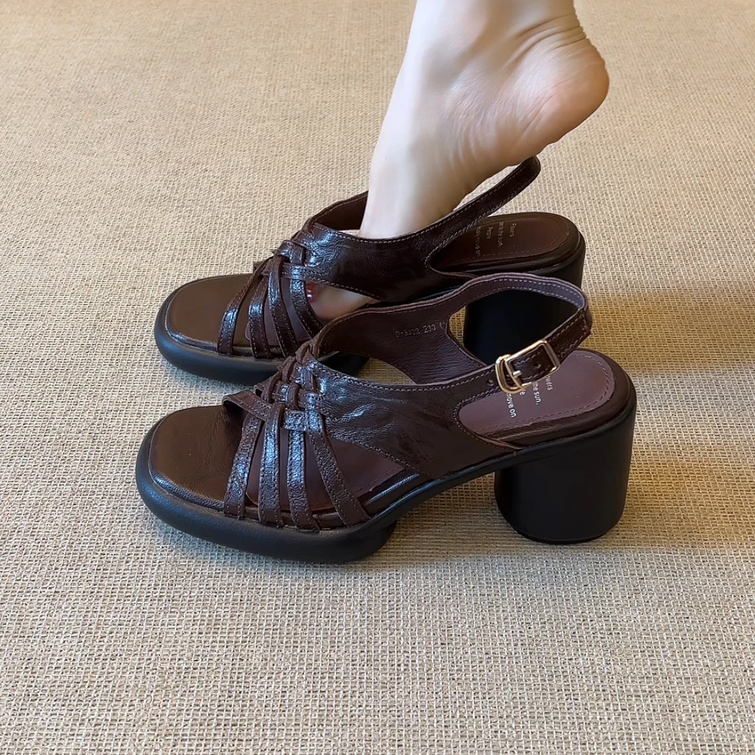 RubyL/8cm简约通勤巨稳高跟舒适百搭纯色交叉带粗跟露趾凉鞋女款