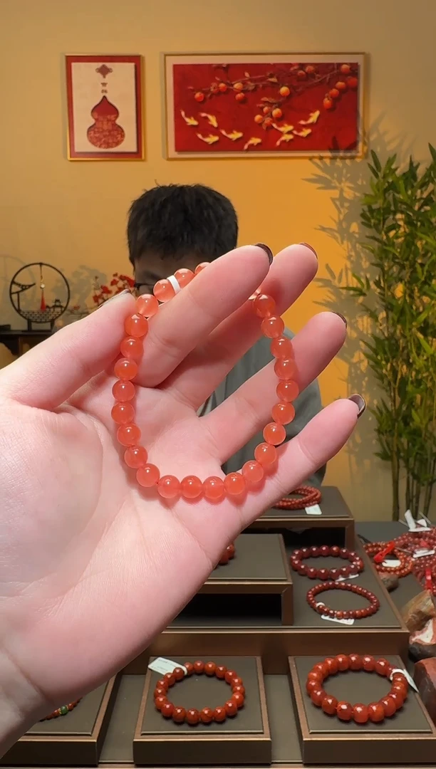 【闪购商品】南红玛瑙手串未镶嵌一条约7mm 多样性发货