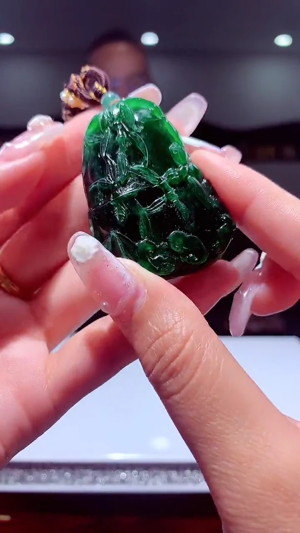 定制翡翠未镶嵌天然翡翠(拍一发一）