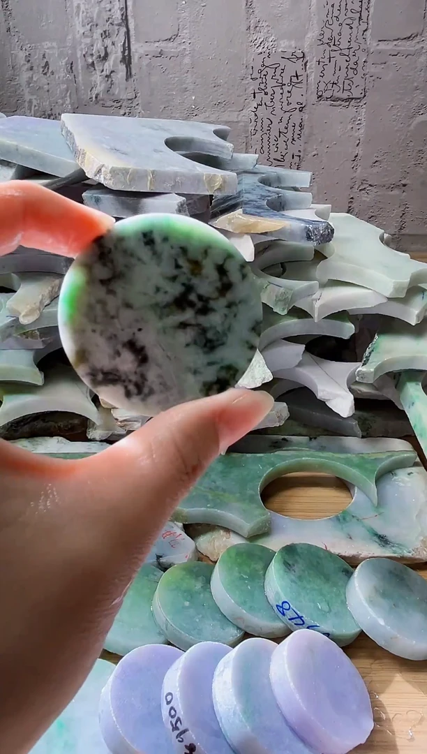 裸石翡翠天然翡翠A货余 南 560