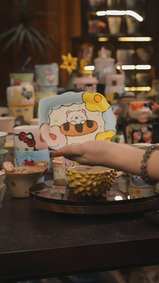 景德镇釉下彩绘设计师款式陶瓷