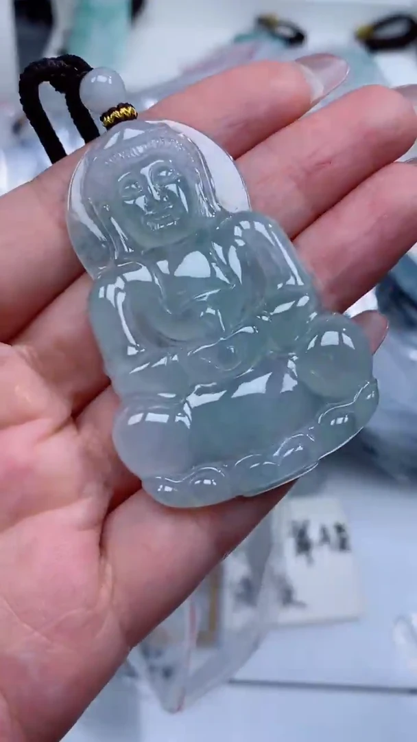 颈饰未镶嵌翡翠吊坠