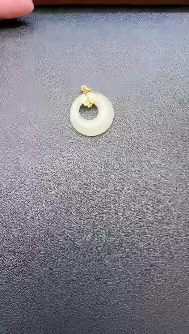 【闪购商品】和田玉吊坠合金和田玉吊坠